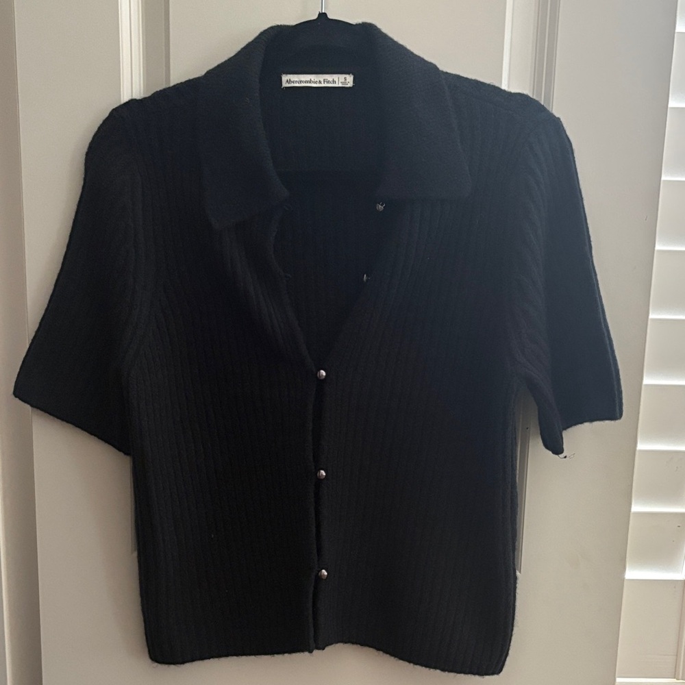 Abercrombie & Fitch | Charcoal Knit Top | size S